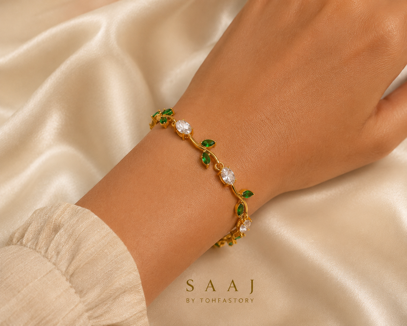 Emerald Tulip Bracelet for Women | SAAJ by TohfaStory